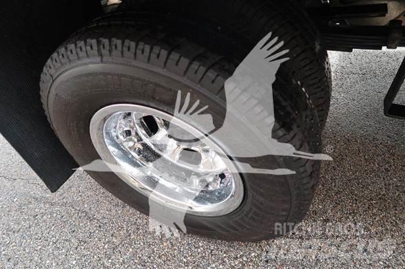 RAM 3500 HD Platformas/izkraušana no sāniem