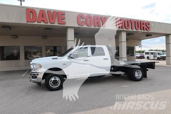 RAM 3500 HD Platformas/izkraušana no sāniem