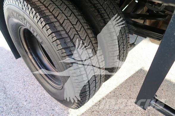 RAM 3500 HD Platformas/izkraušana no sāniem