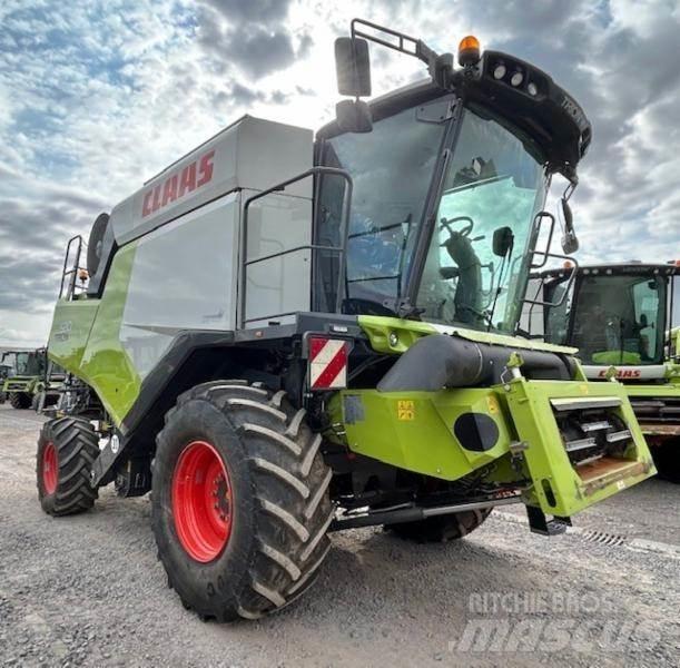 CLAAS TRION 520 Ražas novākšanas kombaini