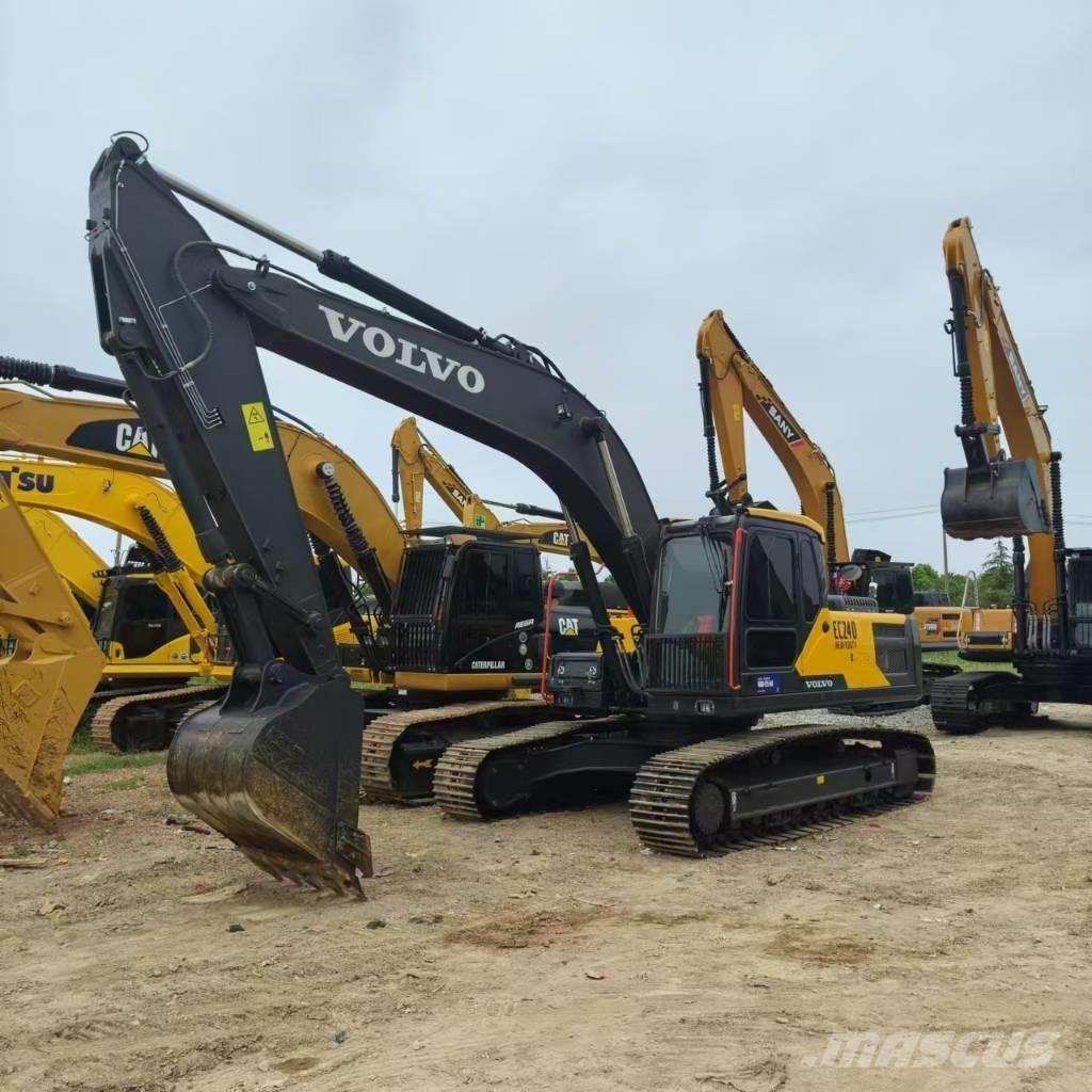 Volvo EC 240 Kāpurķēžu ekskavatori