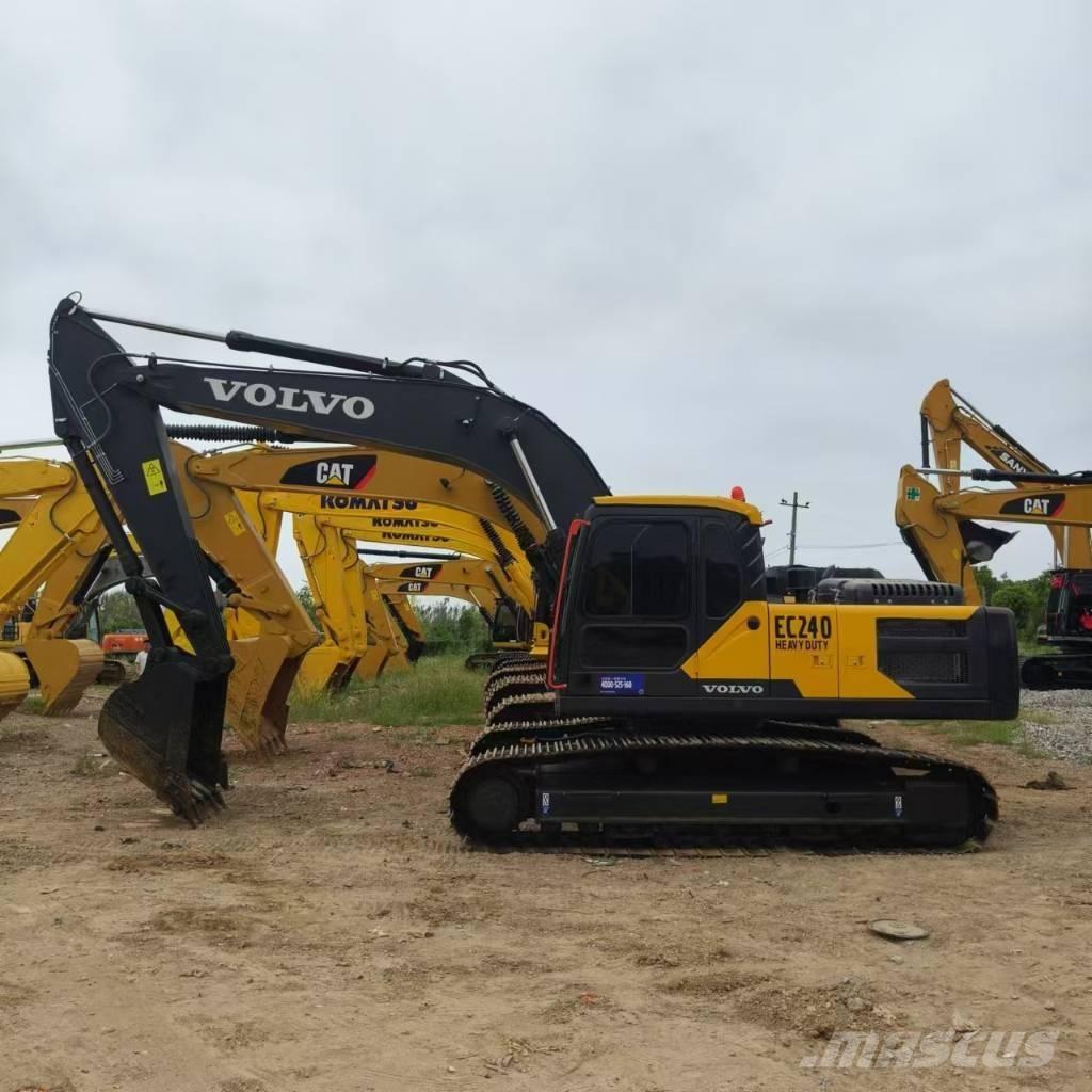 Volvo EC 240 Kāpurķēžu ekskavatori
