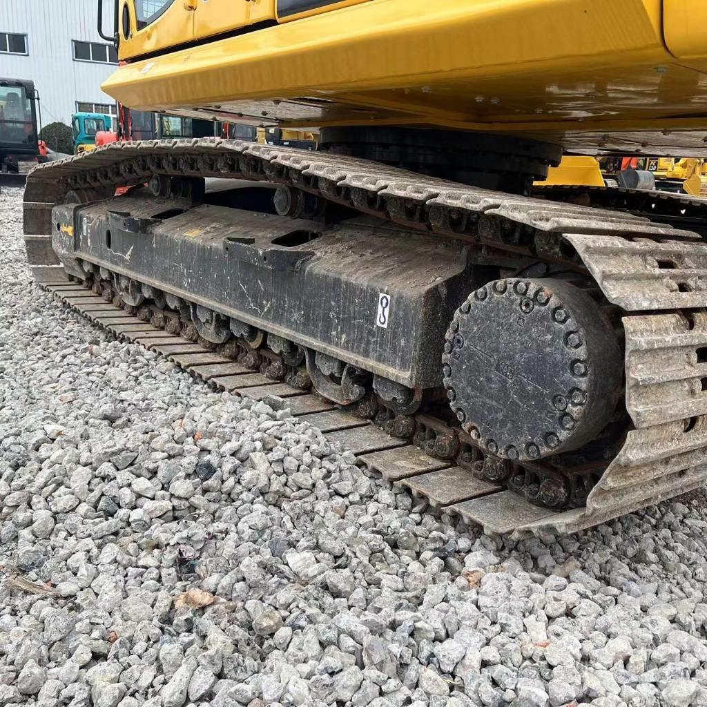 Komatsu PC240 Kāpurķēžu ekskavatori