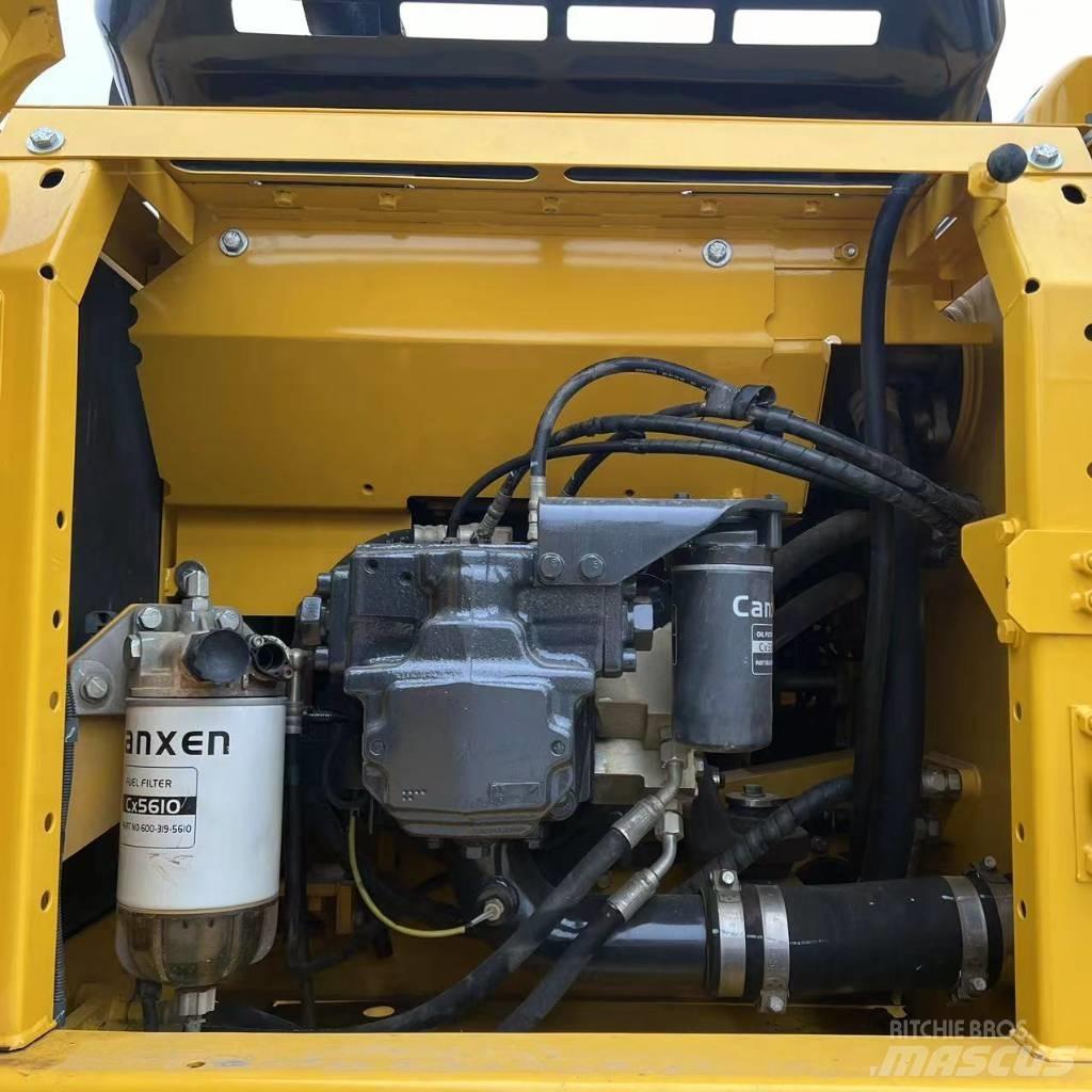 Komatsu PC240 Kāpurķēžu ekskavatori