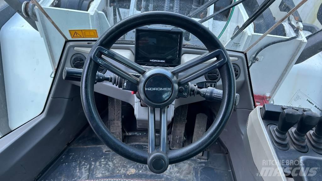Hidromek HMK 640 WL Riteņu buldozeri