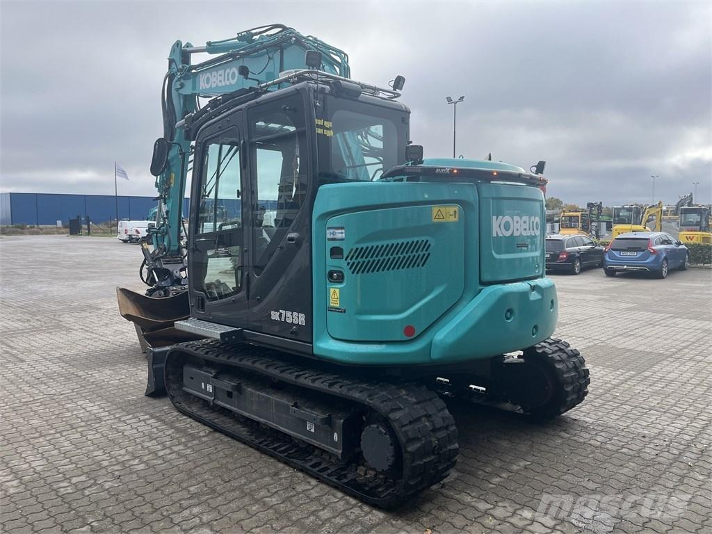 Kobelco SK 75 SR Vidēja lieluma ekskavatori 7 t - 12 t