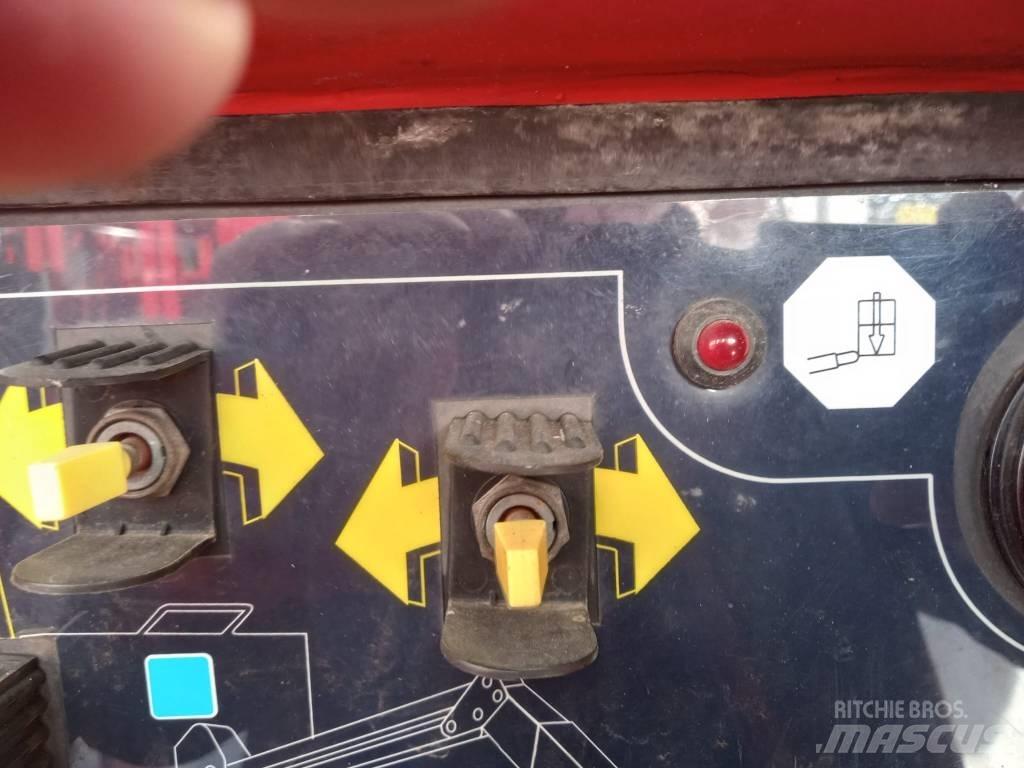 JLG M 600 JP Teleskopiskie pacēlāji