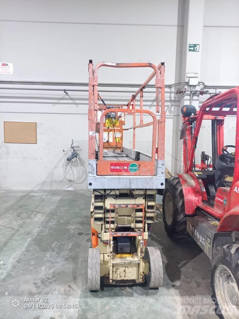 JLG 2630 ES Šķerveida pacēlāji