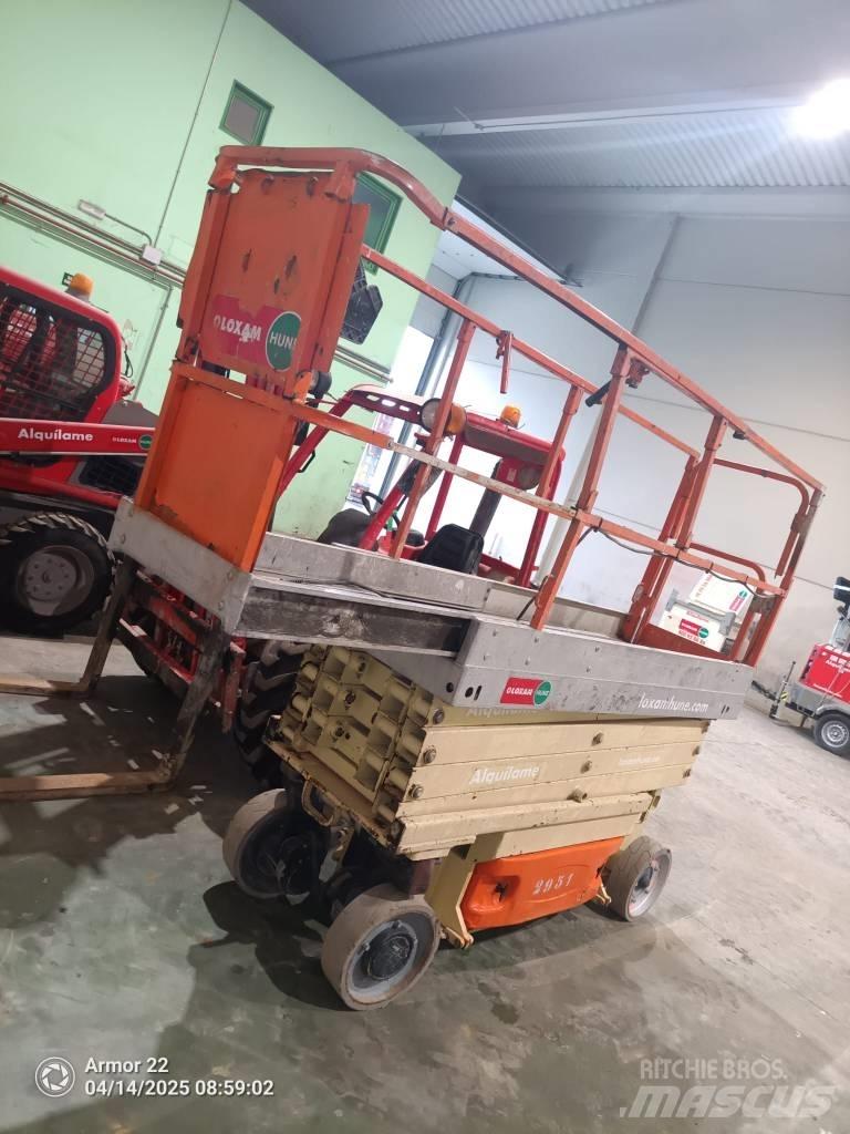 JLG 2630 ES Šķerveida pacēlāji