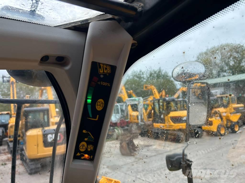 JCB 533-105 Teleskopiskie manipulatori