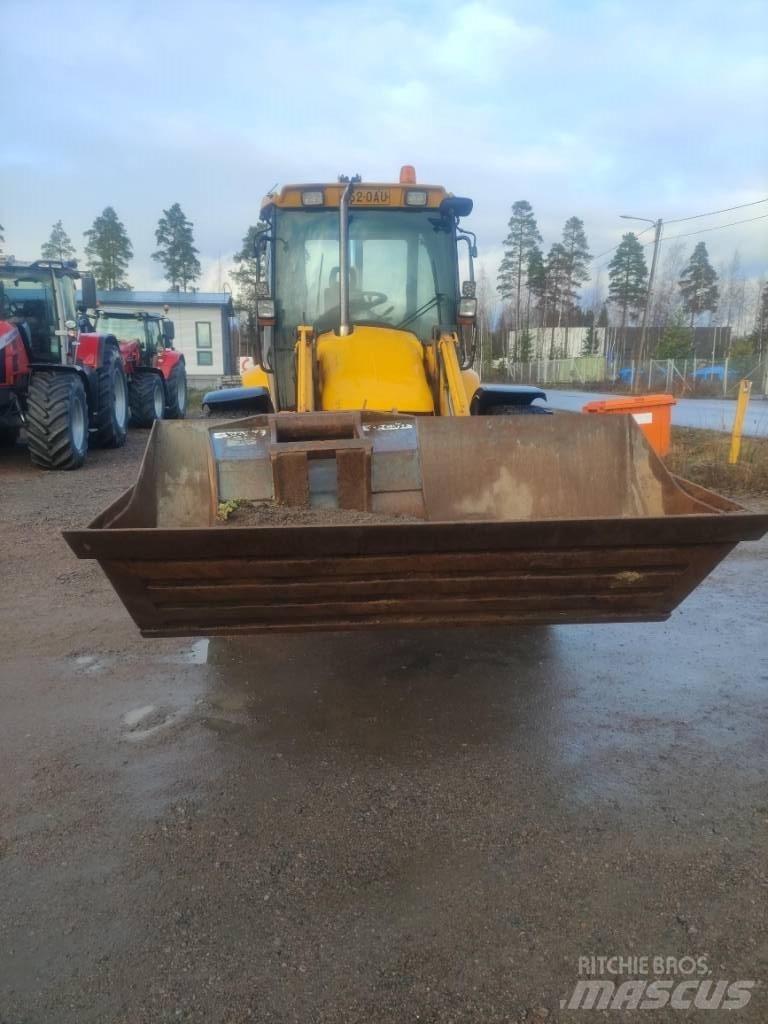 JCB 4 CX Ekskavatori-iekrāvēji