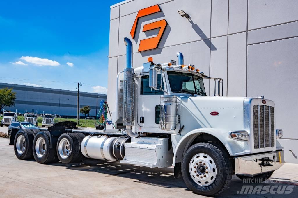 Peterbilt 388 Vilcēji