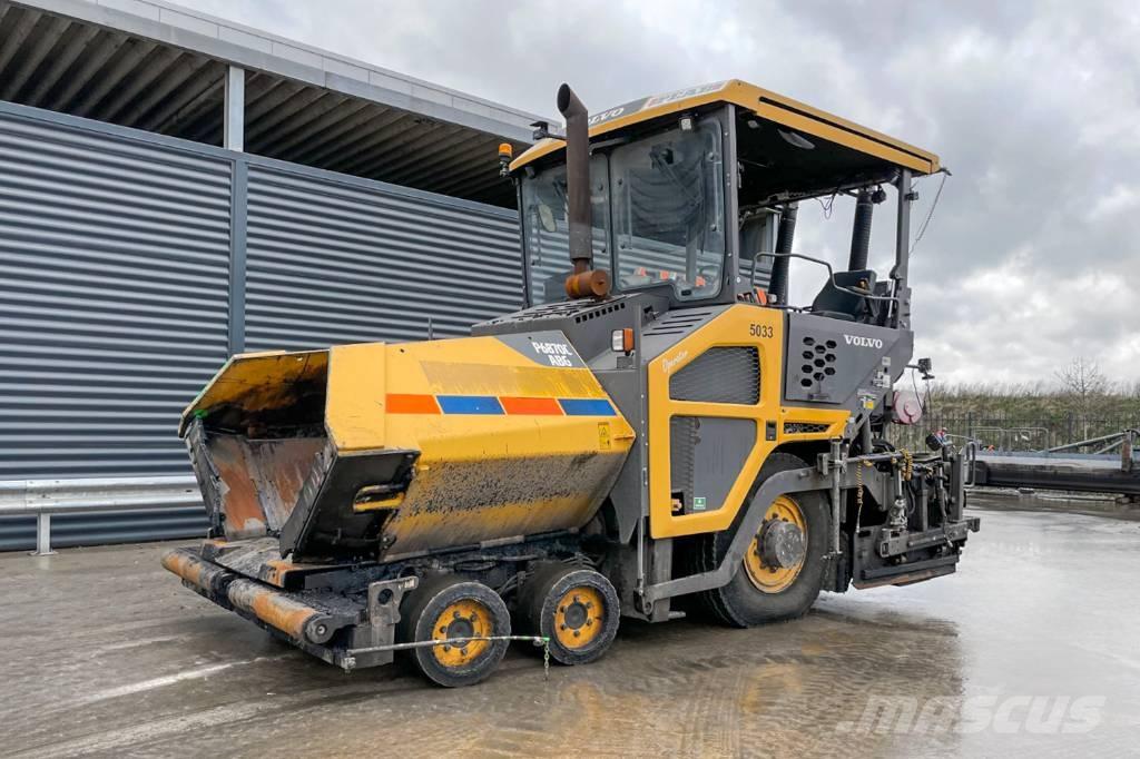 Volvo P6870 ABG Asfalta klājēji