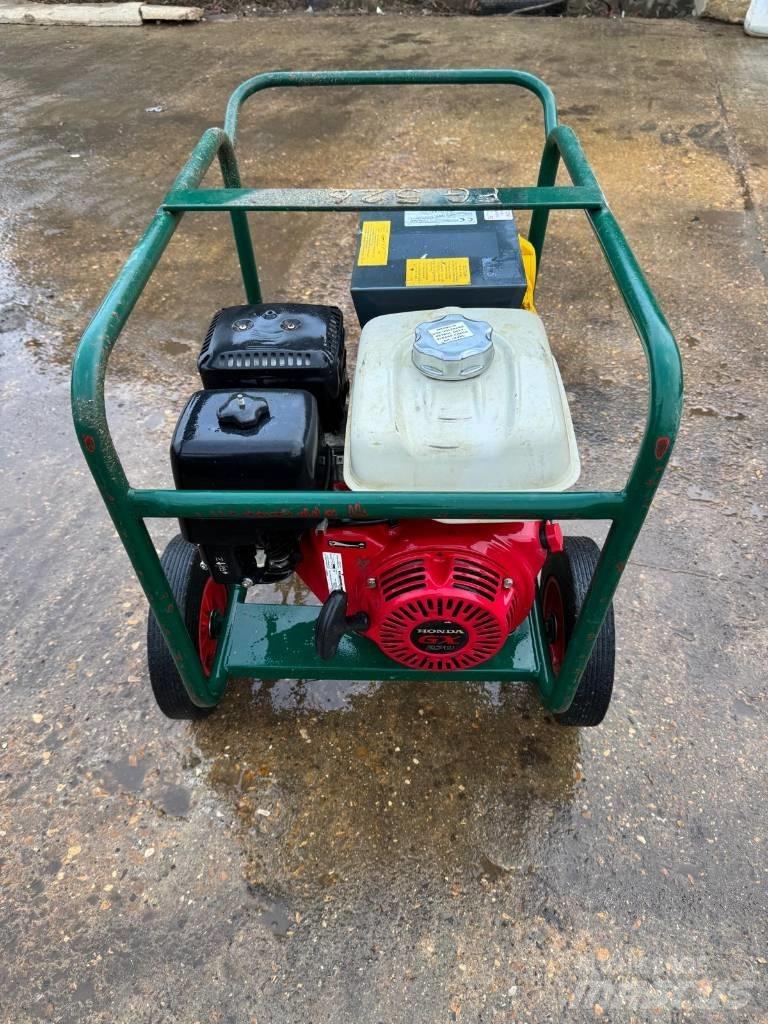 Harrington 3.8KVA Benzīna ģeneratori