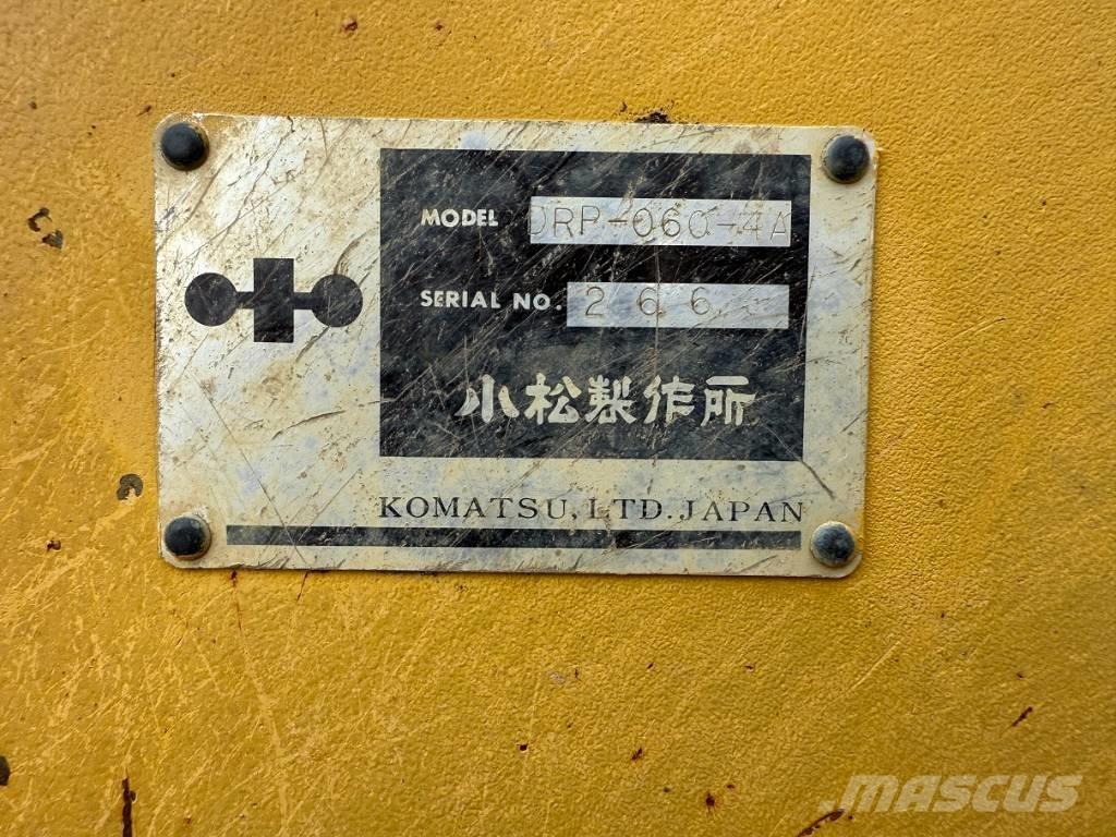 Komatsu D 65 PX-12 Kāpurķēžu buldozeri