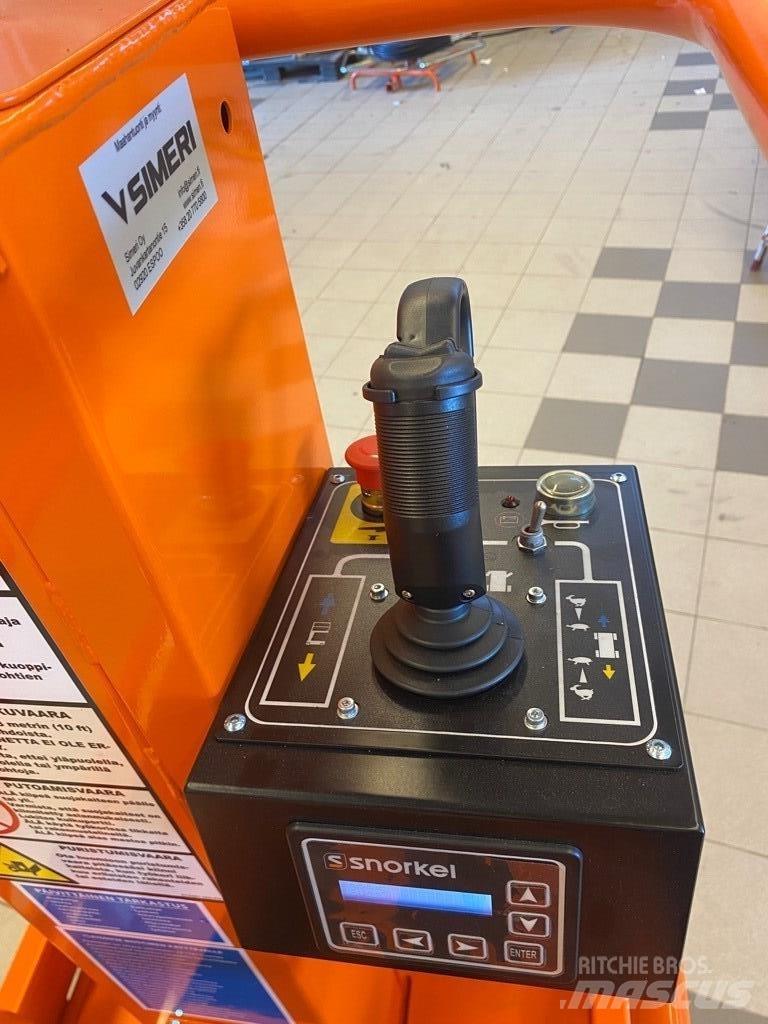 Snorkel TM 12 Šķerveida pacēlāji