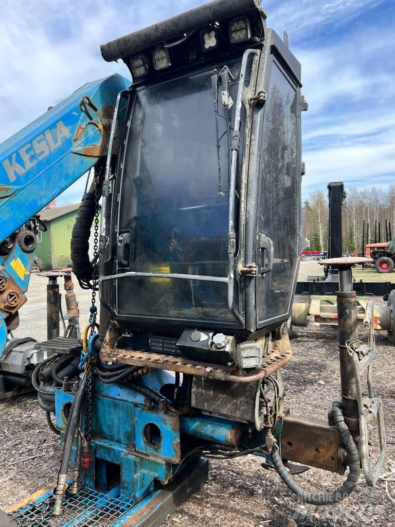 Kesla 2112T Kokmateriālu krāni