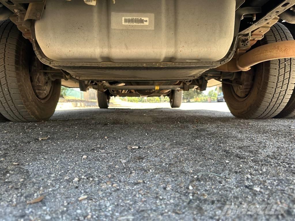 Ford Econoline E-350 Vieglais kravas automobilis/izkraušana no sāniem
