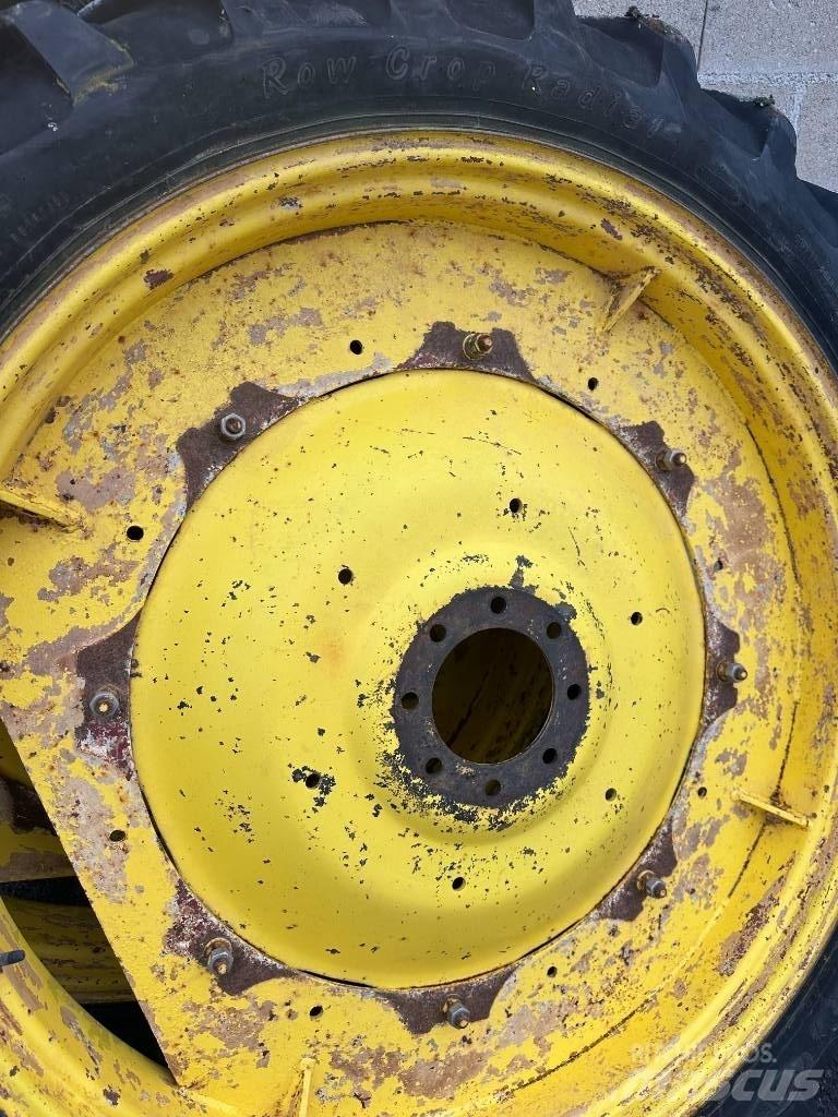 Alliance 230/95R44 Riepas, riteņi un diski
