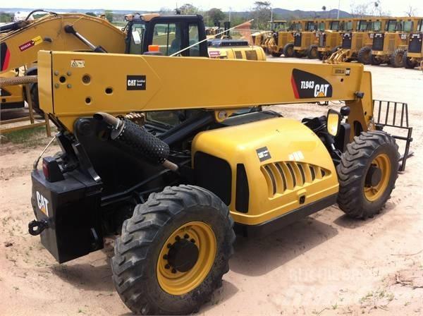 CAT TL943 (M51936) Teleskopiskie manipulatori