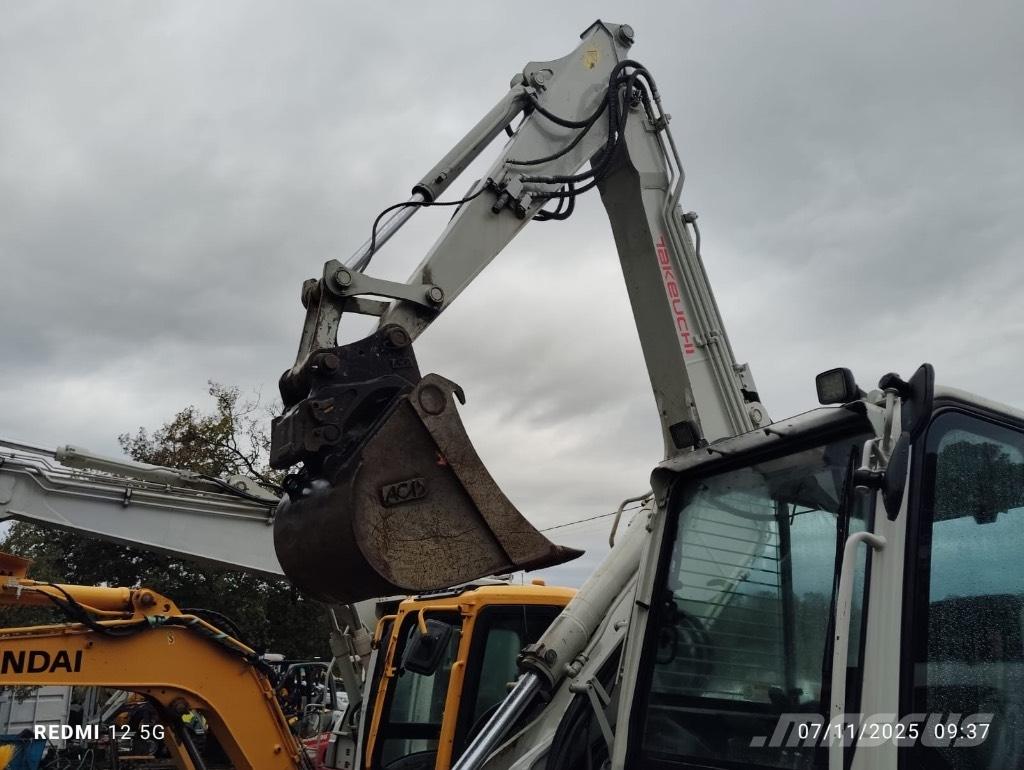 Takeuchi 280 FR Kāpurķēžu ekskavatori