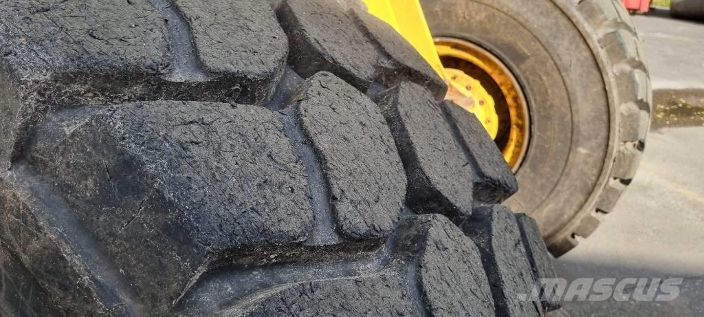 Volvo L 120 E Iekrāvēji uz riteņiem