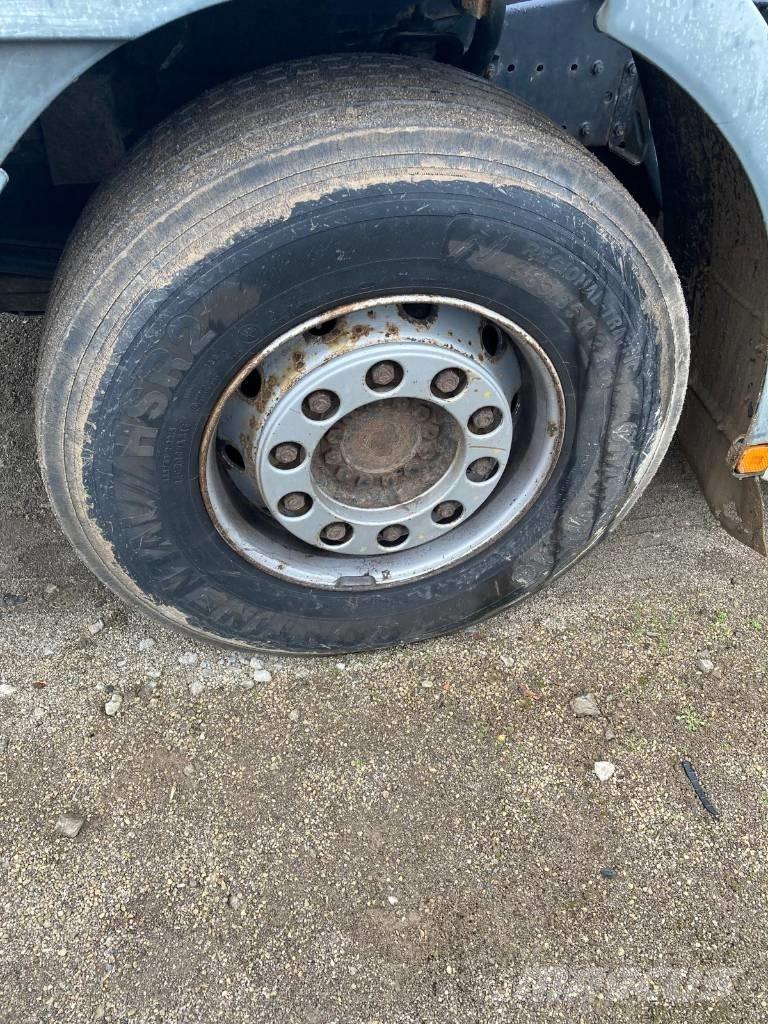 MAN FE 360 A Treileri ar āķi