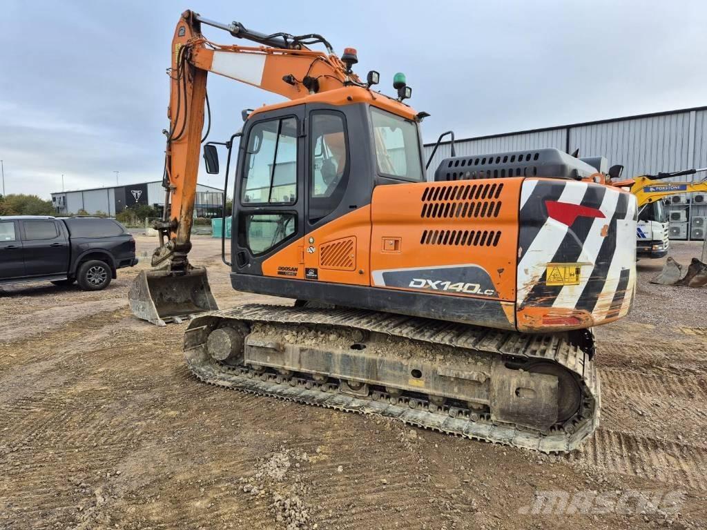 Doosan DX 140 LC-5 Kāpurķēžu ekskavatori