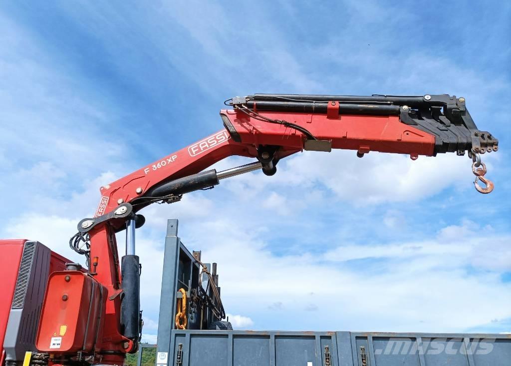 Iveco Trakker 410 Smagās mašīnas ar celtni