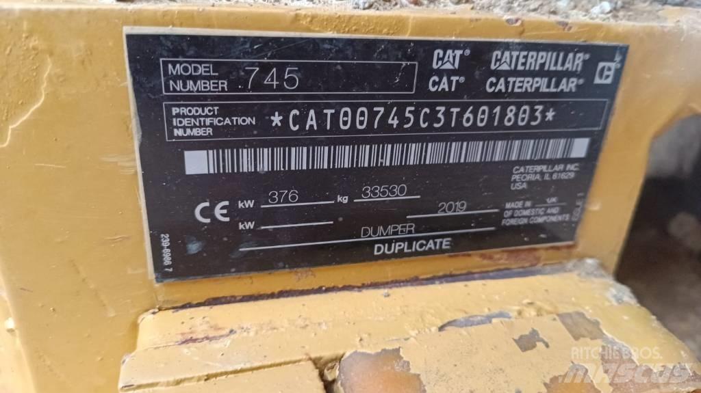 CAT 745 Artikulētie pašizgāzēji