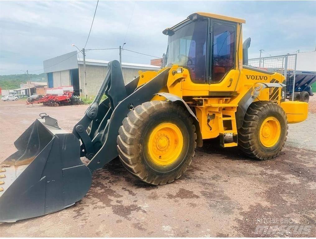 Volvo L 90 F Iekrāvēji uz riteņiem
