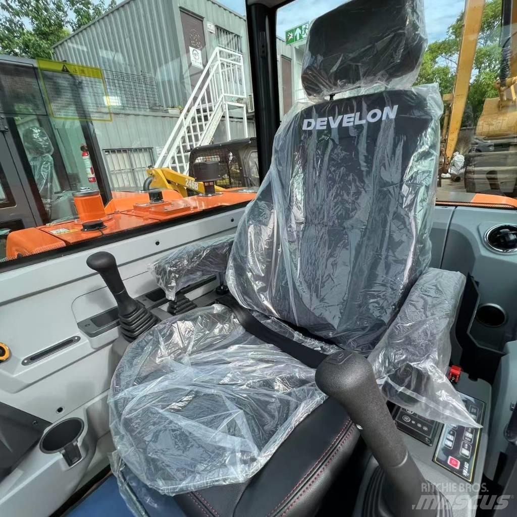 Develon DX60D Mini ekskavatori < 7 t
