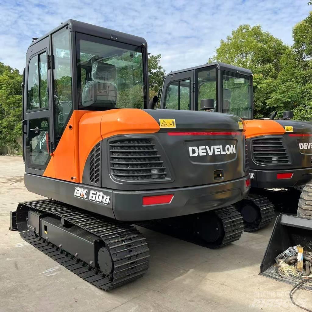 Develon DX60D Mini ekskavatori < 7 t