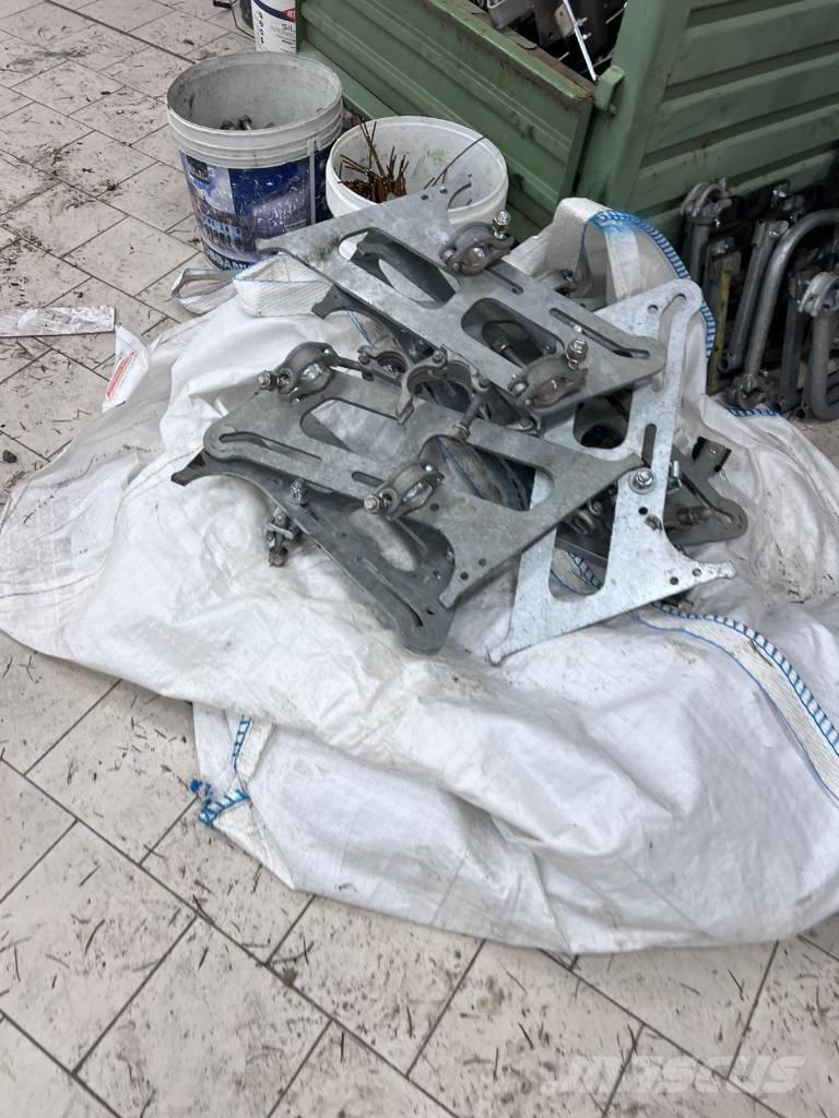 Geda 300 Z-ZP Celtniecības pacēlāji