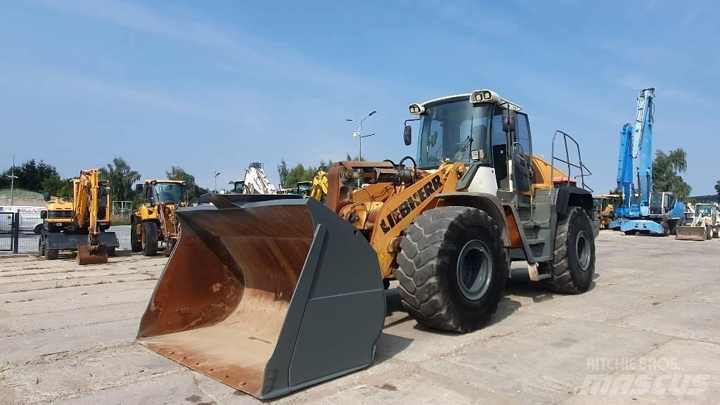 Liebherr L 566 Iekrāvēji uz riteņiem