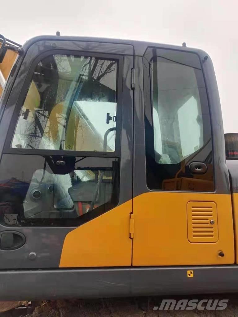 XCMG XE200DA Kāpurķēžu ekskavatori