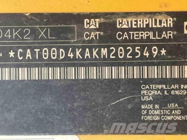 CAT D 4 K 2 XL Kāpurķēžu buldozeri