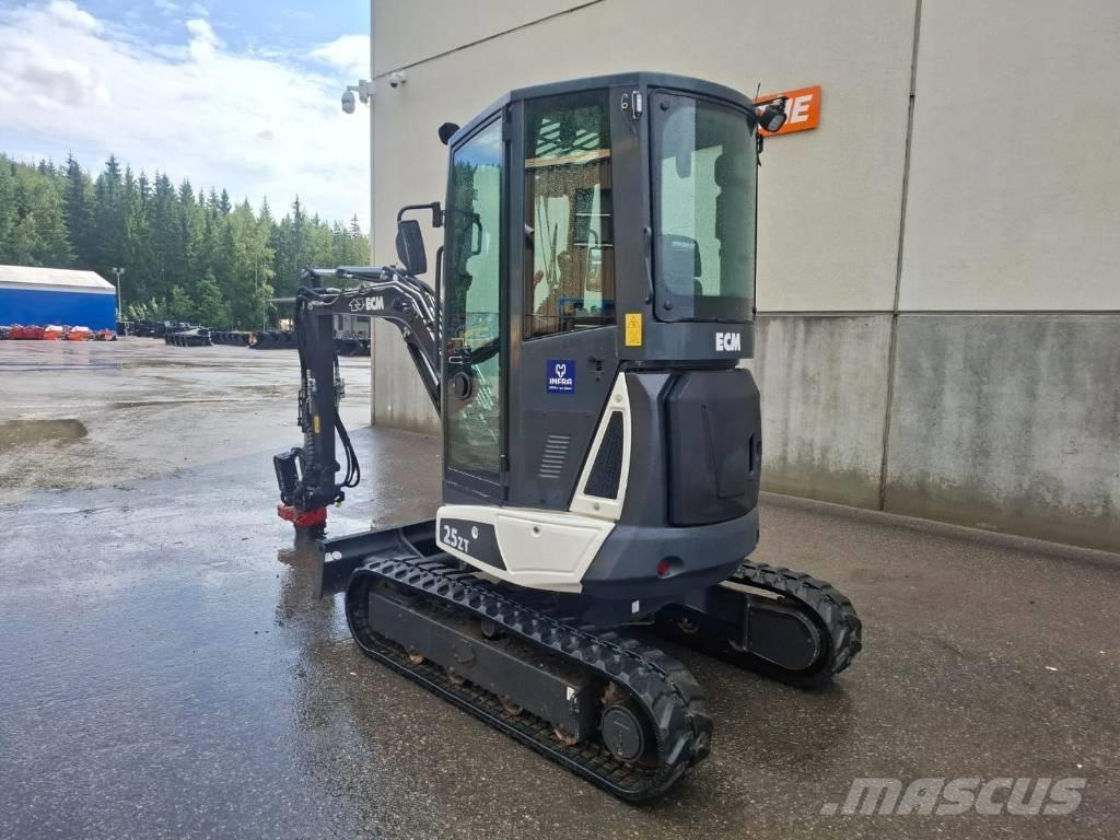 ECM 25 ZT Mini ekskavatori < 7 t