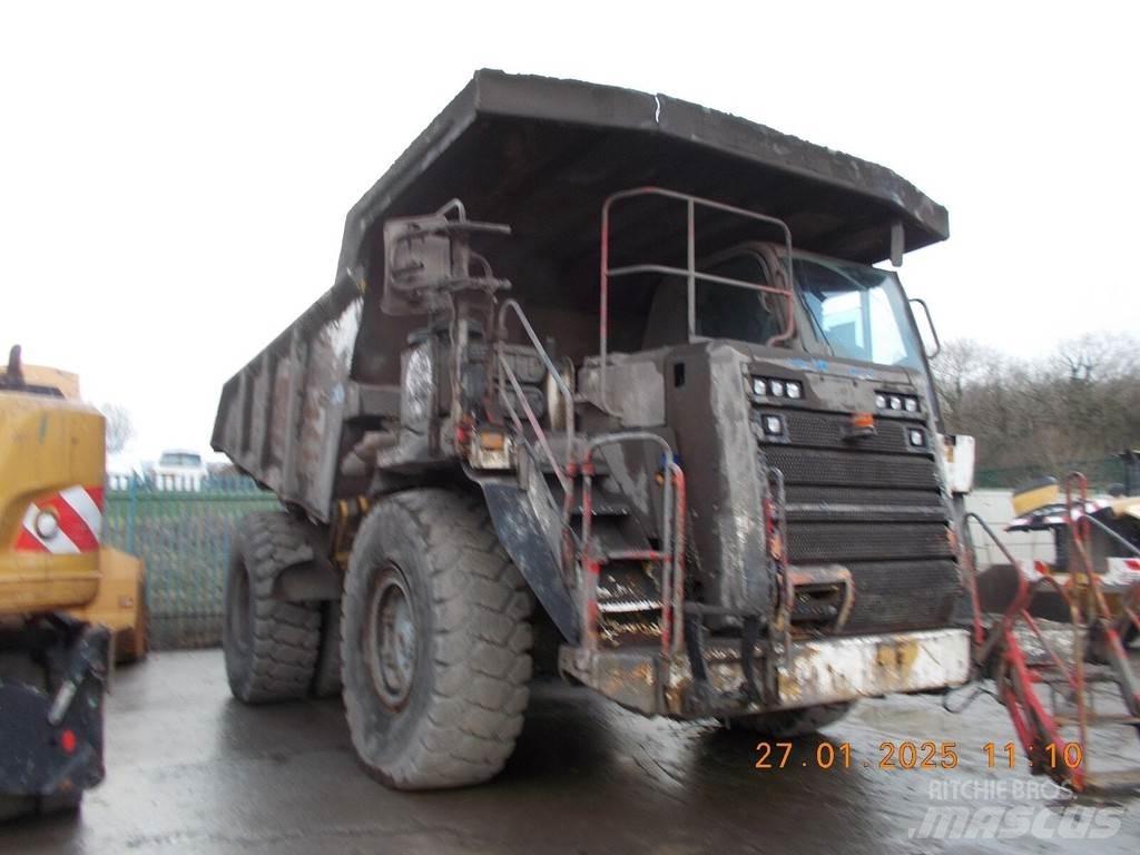 CAT 775G Karjeras kravas automašīnas