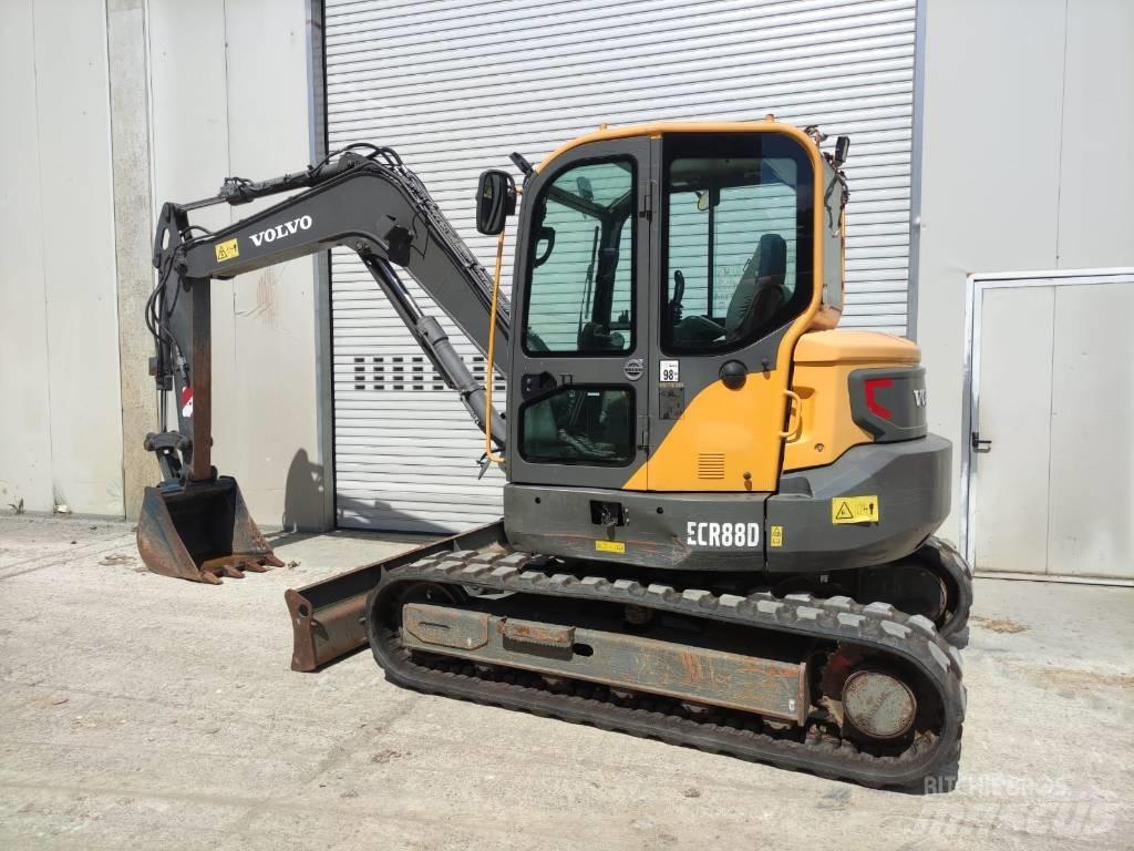 Volvo ECR 88 D Vidēja lieluma ekskavatori 7 t - 12 t