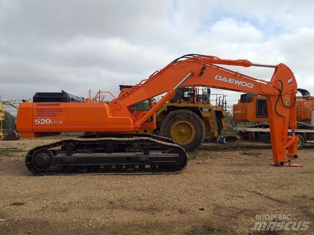 Daewoo 520 LC Kāpurķēžu ekskavatori