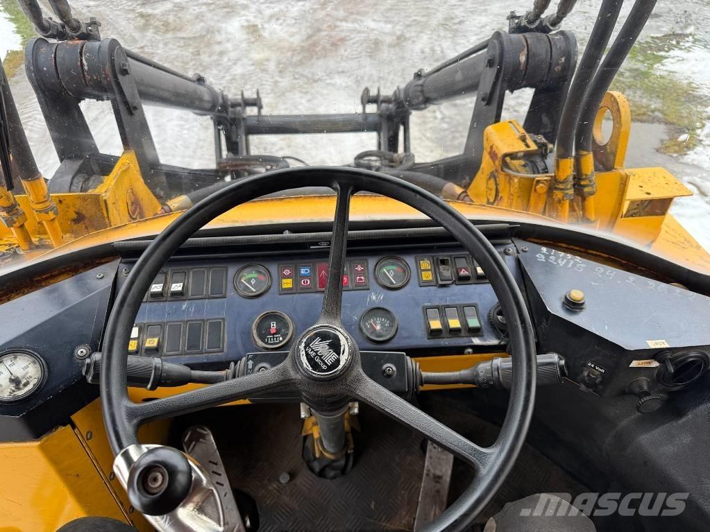 Volvo L 70 Iekrāvēji uz riteņiem