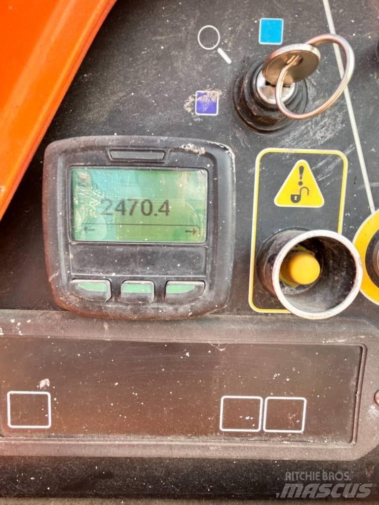 JLG 450 AJ Strēles pacēlāji
