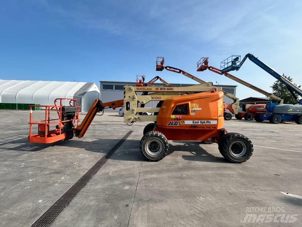JLG 450 AJ Strēles pacēlāji