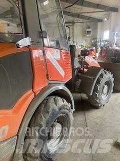 Atlas AR 60 Iekrāvēji uz riteņiem