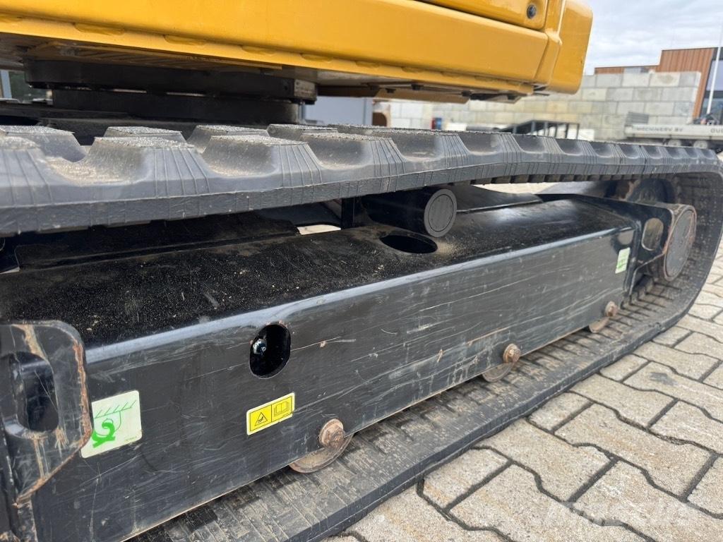 CAT 303.5 CR Mini ekskavatori < 7 t
