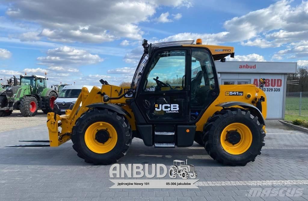 JCB 541-70 Agri Pro Teleskopiskie riteņu iekrāvēji