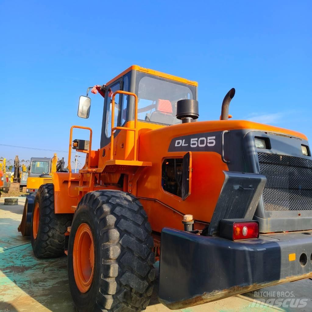 Doosan dl505-9c Iekrāvēji uz riteņiem