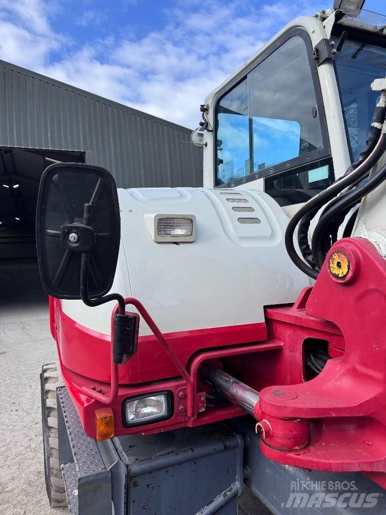 Takeuchi TB 295 W Ekskavatori uz riteņiem