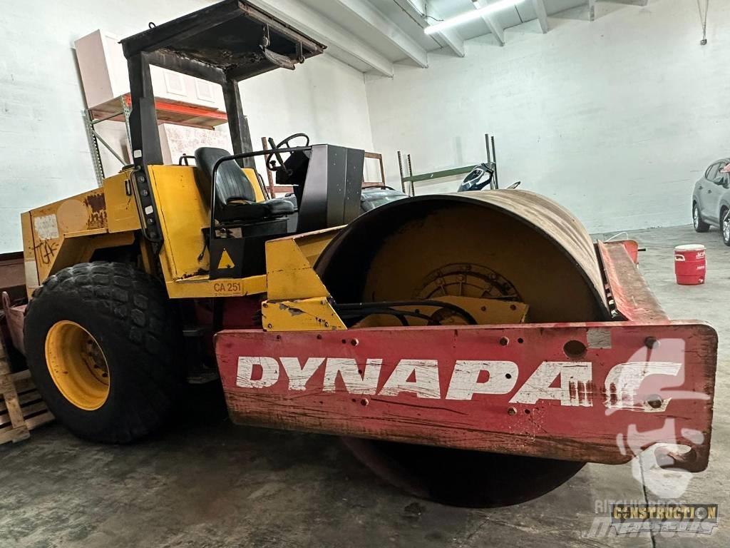 Dynapac CA 251 D Vienvalča grunts veltņi